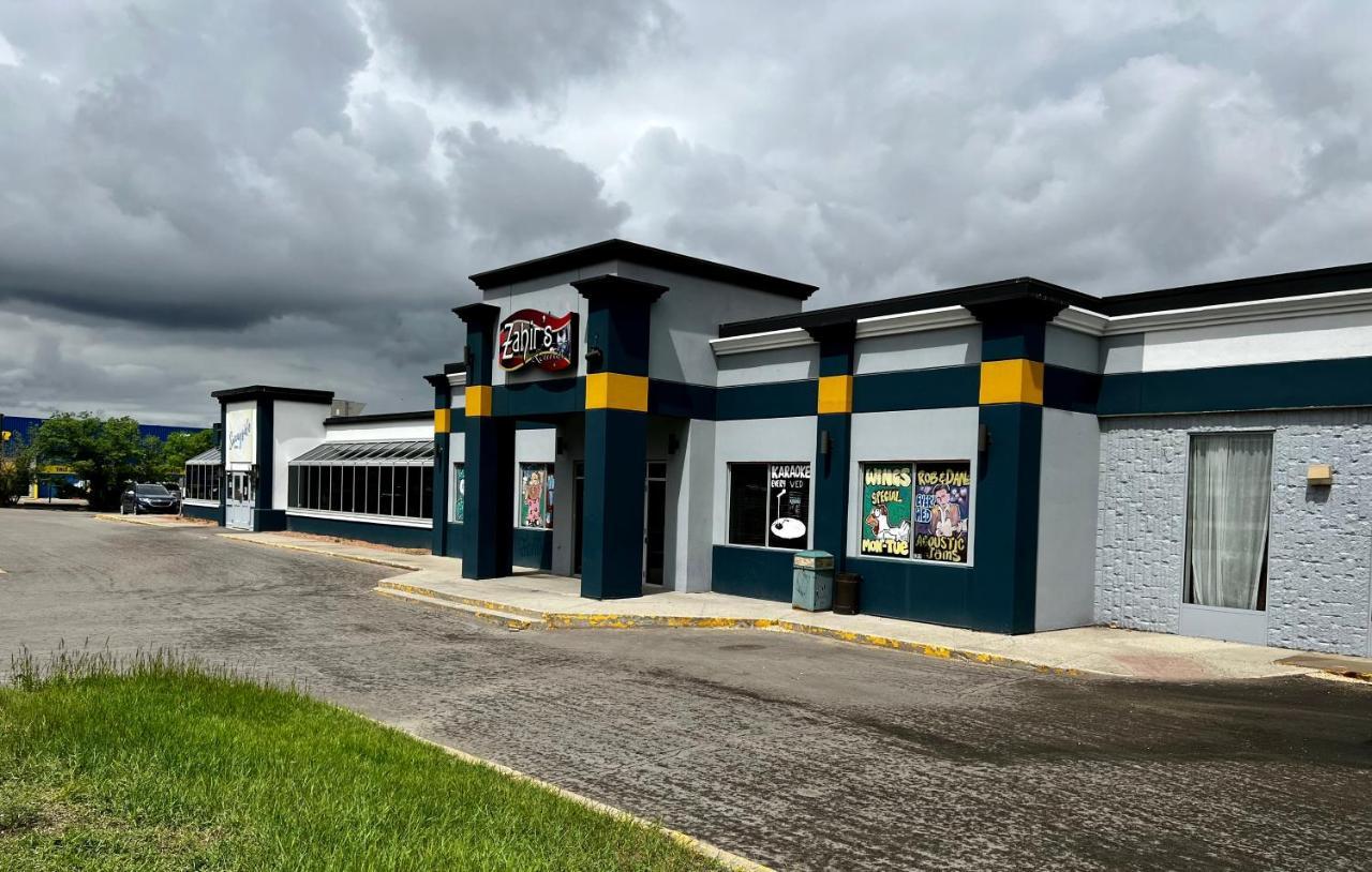 Travelodge By Wyndham Regina Exterior foto