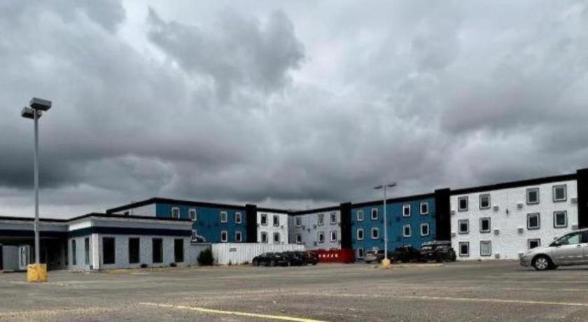 Travelodge By Wyndham Regina Exterior foto